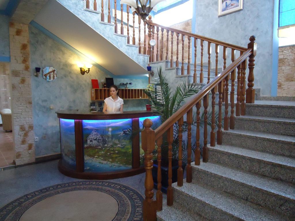 Hotel Koral Медулин Экстерьер фото