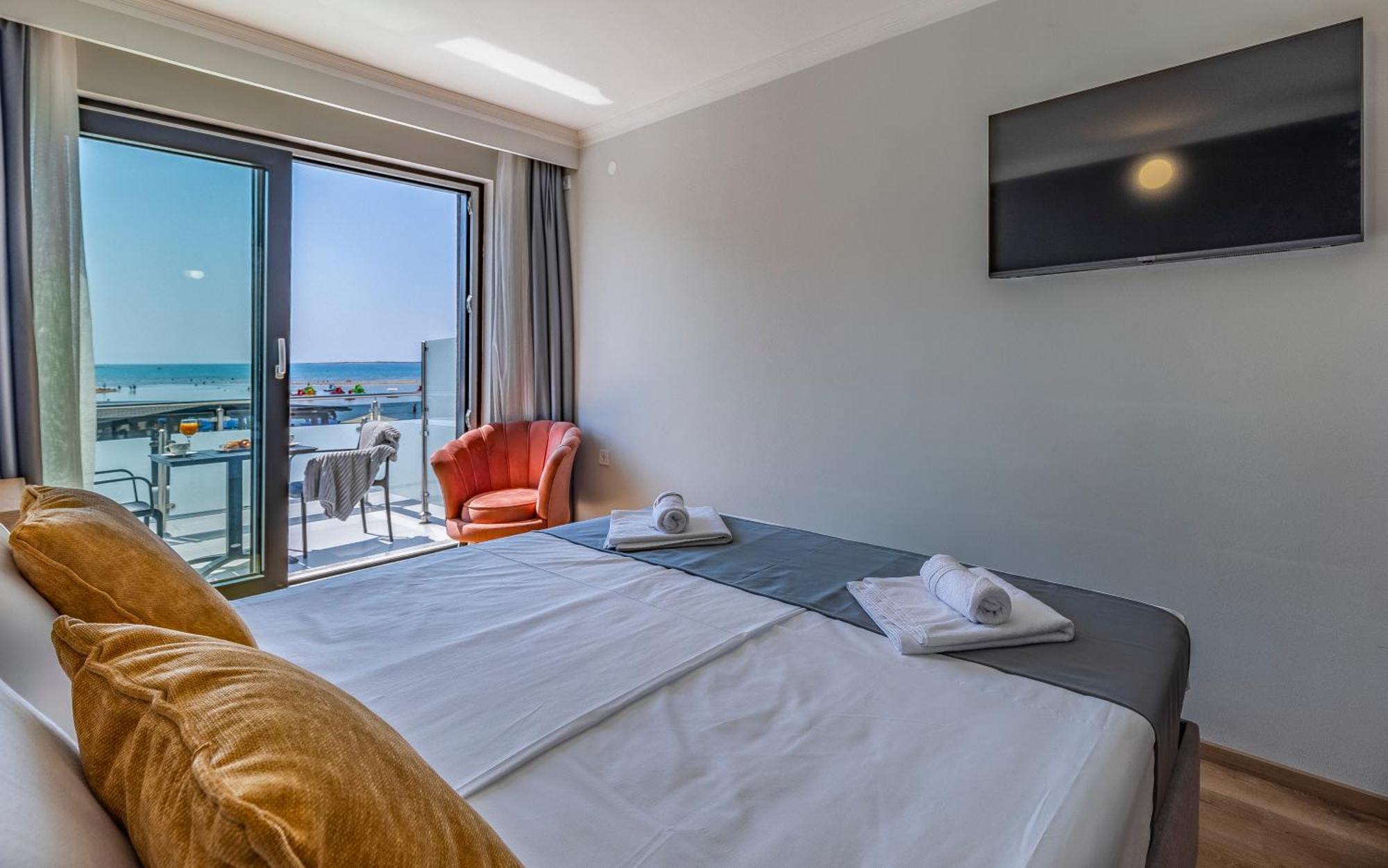 Hotel Koral Медулин Экстерьер фото