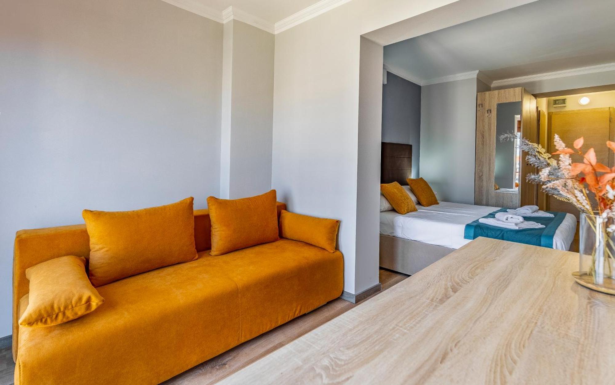 Hotel Koral Медулин Экстерьер фото