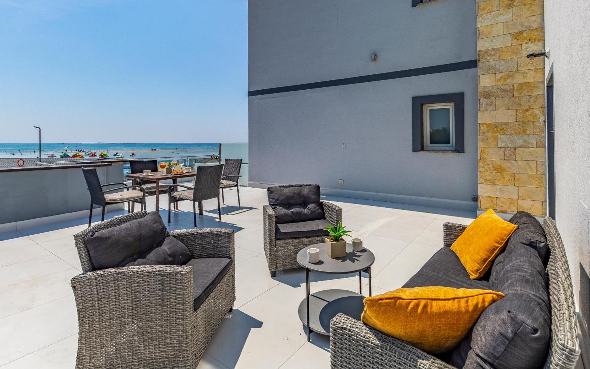 Hotel Koral Медулин Экстерьер фото