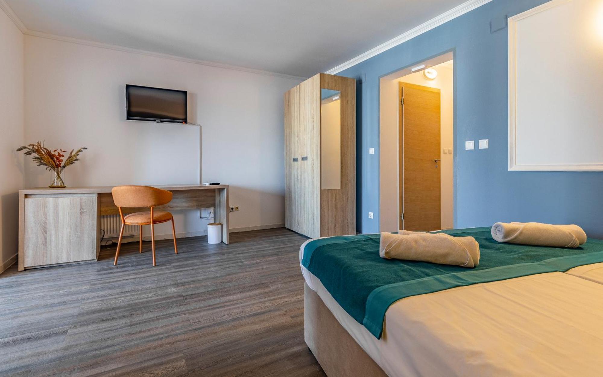 Hotel Koral Медулин Экстерьер фото