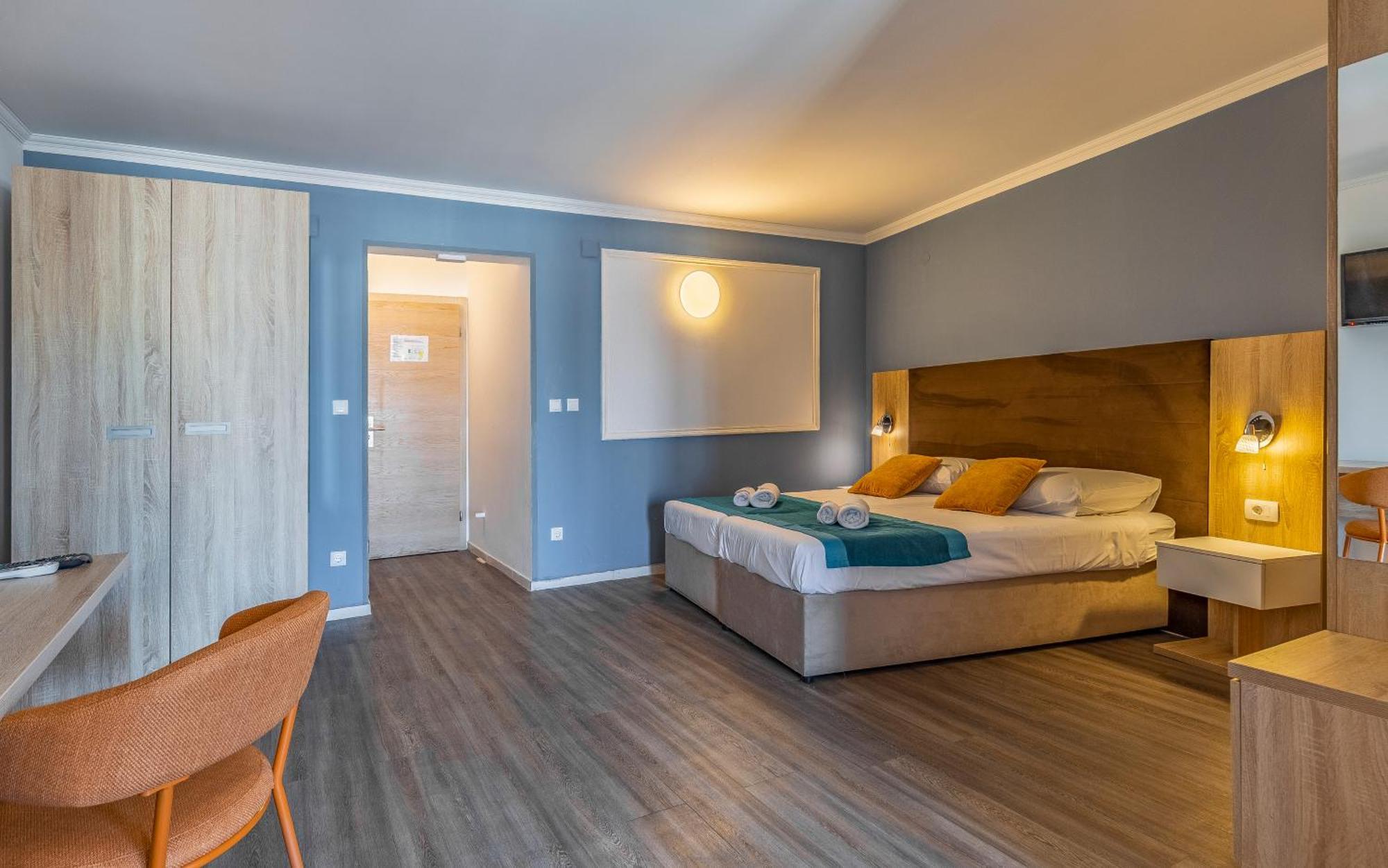Hotel Koral Медулин Экстерьер фото