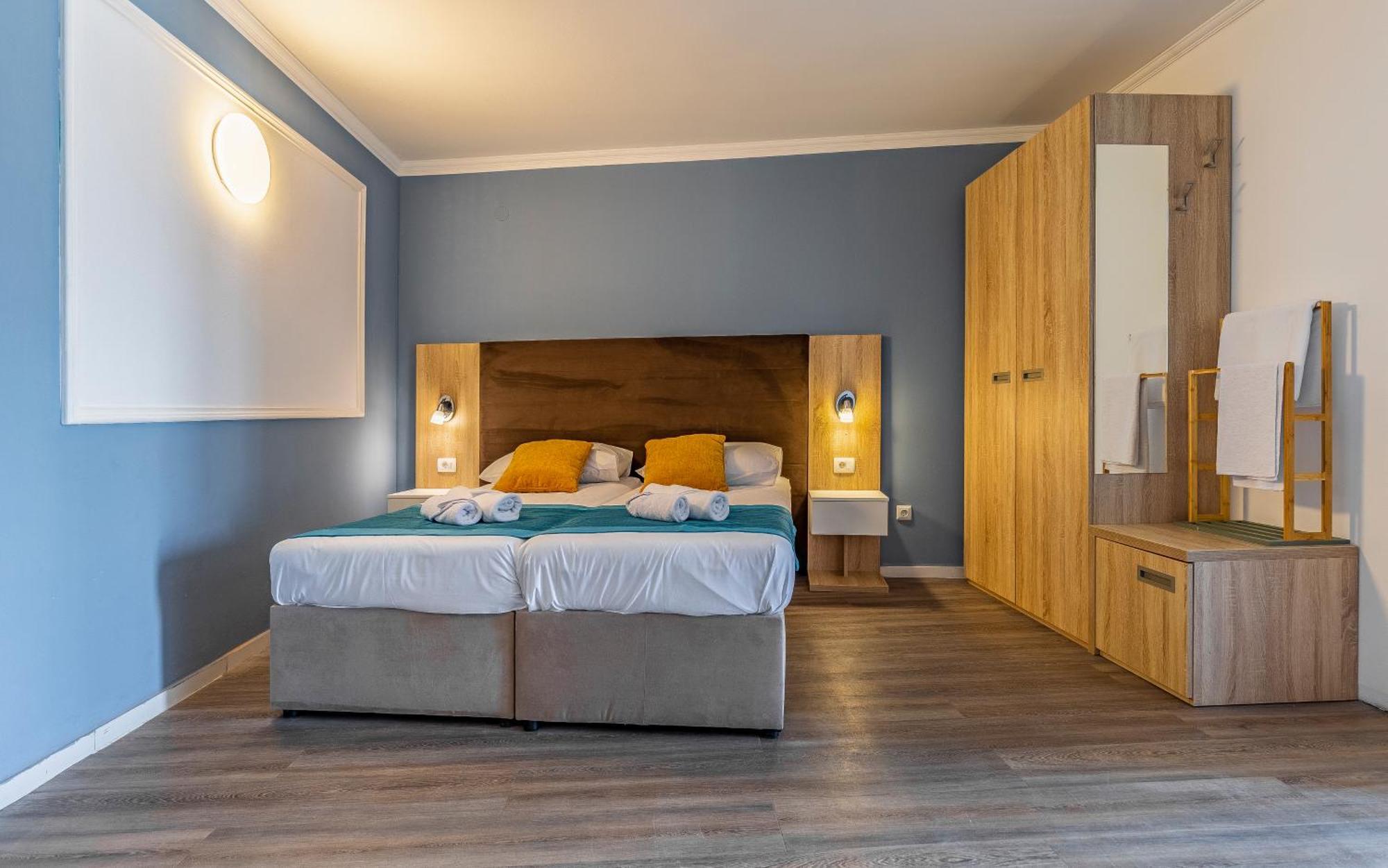 Hotel Koral Медулин Экстерьер фото